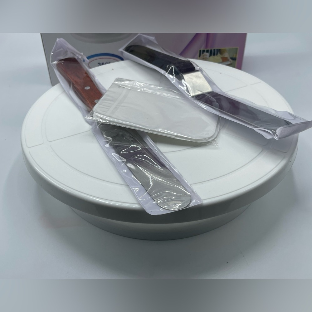 Rotating Cake Decorating Turntable with Utensils
